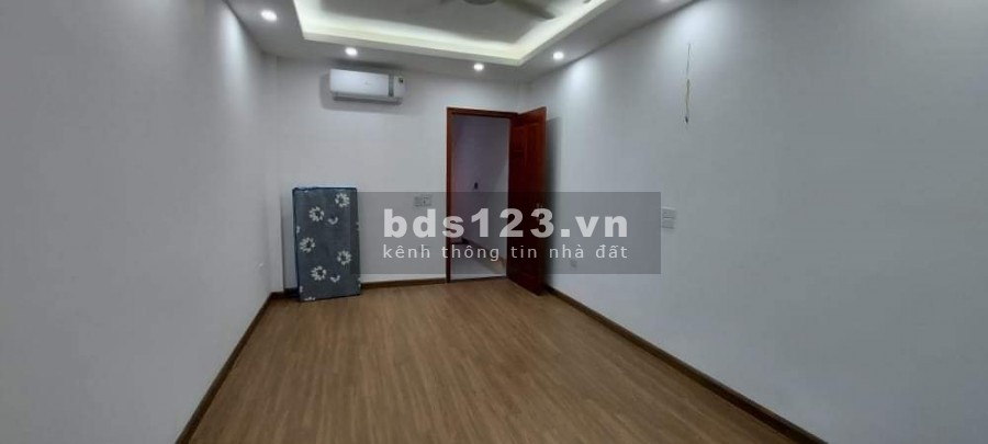 Hàm Nghi - Mỹ Đình, đúc kiên cố 6 tầng diên tích sử dụng 40m2, ô tô đỗ cửa, kinh doanh, 6 tỷ