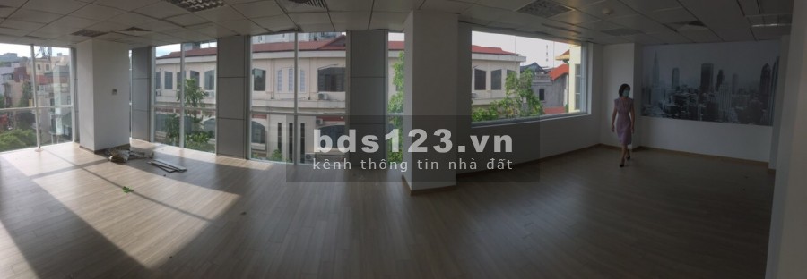 Cho thuê văn phòng 185m2 mặt phố Trần Quốc Toản, Hoàn Kiếm, Hà Nội