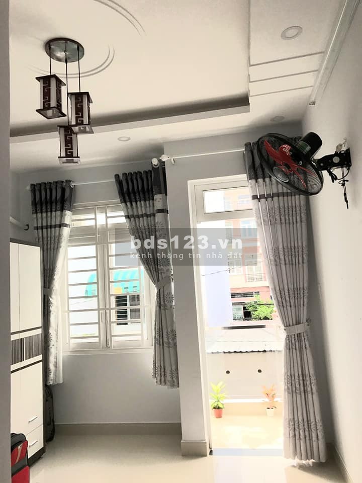 Căn nhà ở Cư Xá Tự Do, Hẻm rộng, diện tích sử dụng 48m2, Giá chỉ 5.5 tỷ Giá giảm sâu