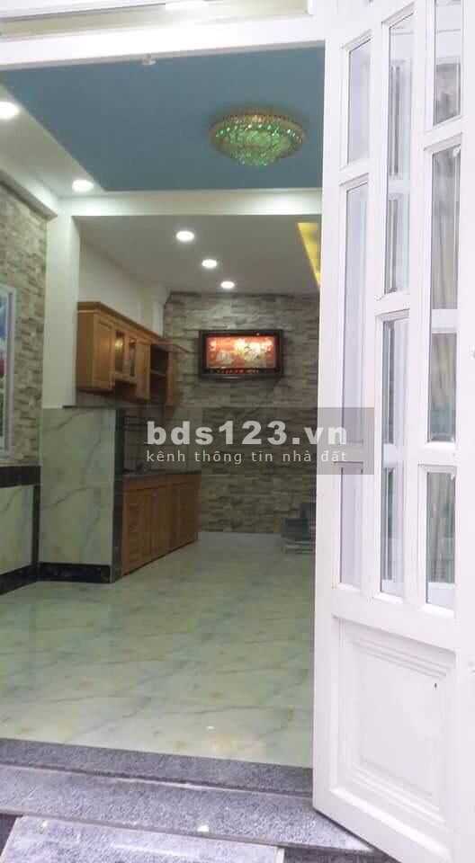 Bán nhà Phan Huy Ích đẹp 2 tầng phù hợp cho gia đình trẻ giá rẻ, pháp lí chuẩn chính chủ