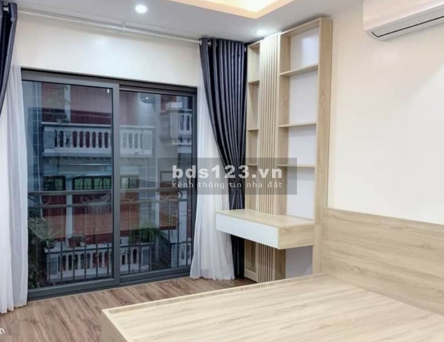 Phân lô ô tô đỗ cửa Võ Chí Công diện tích sử dụng 42m2 đúc 5 tầng, giá nhỉnh 4 tỷ