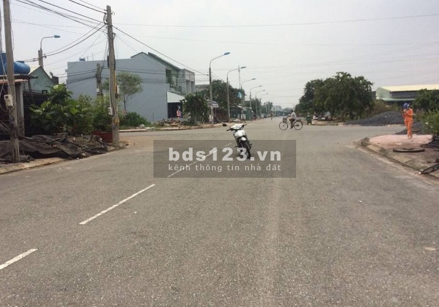 Đất mặt tiền kinh doanh gần trung tâm hành chính Bình Dương, KCN VSIP