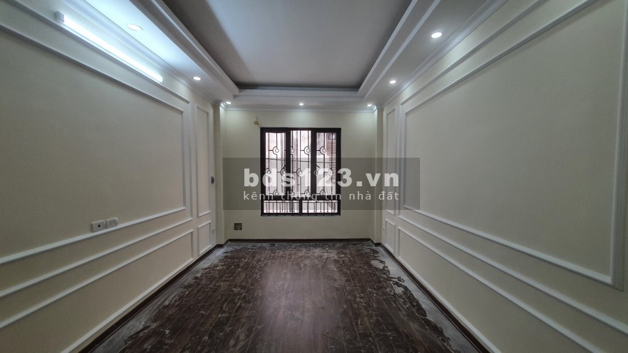 Bán nhà Bùi Xương Trạch còn mới tinh, ngõ thông mặt tiền rộng 31m2, 5 tầng, giá nhỉnh 3 tỷ