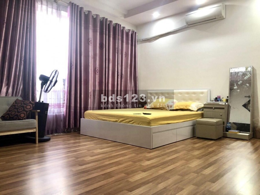 Cần bán nhà phố Nguyễn Xiển, Khuất Duy Tiến, Quận Thanh Xuân, dt 36m2, 5 tầng, giá 4 tỷ