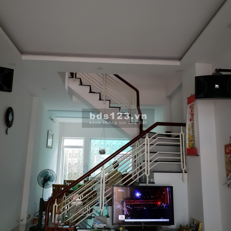 Bán gấp nhà đẹp Đất Mới Quận Bình Tân dt 55m2 hxh 6m, có 2 mặt tiền giá bán 4.9 tỷ