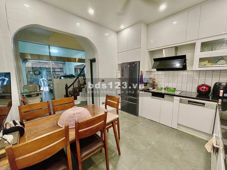 Bán nhà Triều Khúc Thanh Xuân, Nhà mới, Nội thất xịn, diện tích 55m2, giá nhỉnh 7 Tỷ
