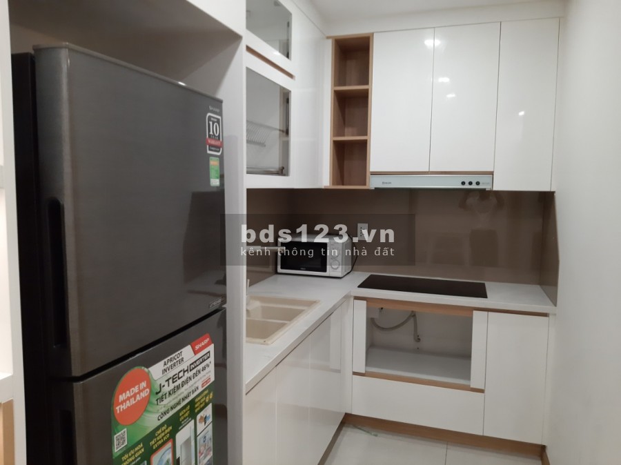 Chính chủ bán căn hộ 2 pn, tầng trung view Hồ Bơi, giá cực tốt liên hệ xem nhà 0934117218