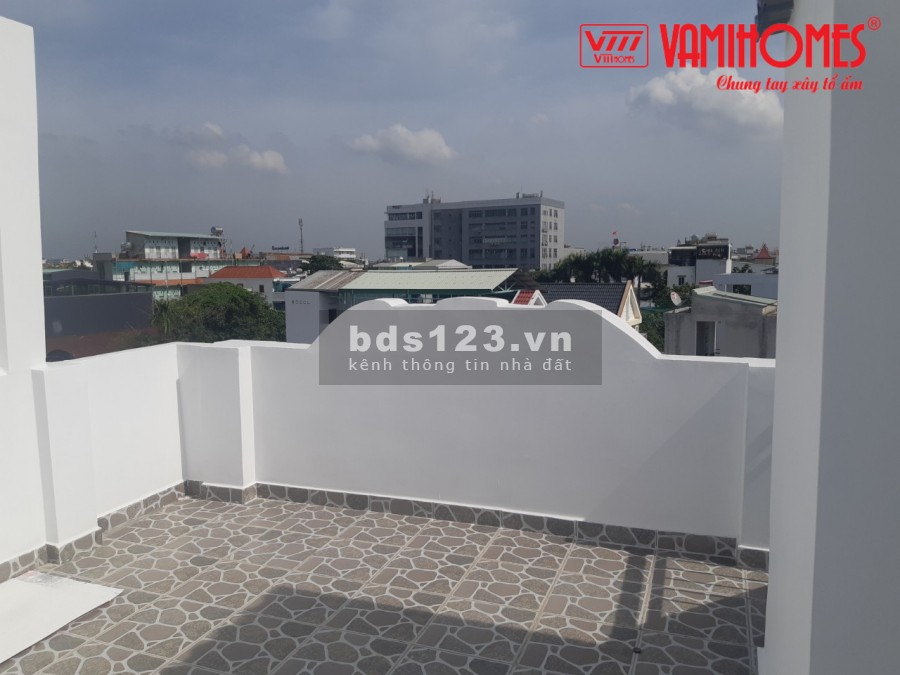 Bán nhà 3 tầng mặt tiền đường số 8 Hiệp Bình Chánh dtsd 5X11.4 gần chợ Bình Triệu