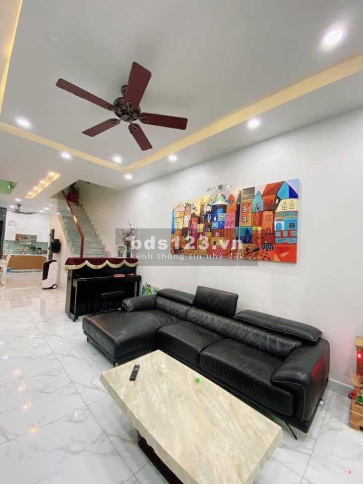 Siêu phẩm Mễ Trì phân lô vỉa hè ô tô dừng đỗ, 6 tầng , 51m2, giá nhỉnh 5 tỷ, lh 0978996965