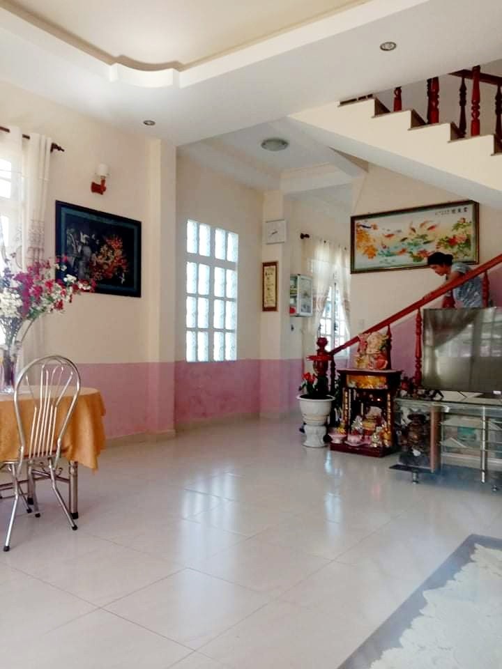 Chính chủ cần bán gấp nhà nguyên căn mặt tiền hồ Than Thở, phường 9, Đà Lạt, giá 5.5 tỷ
