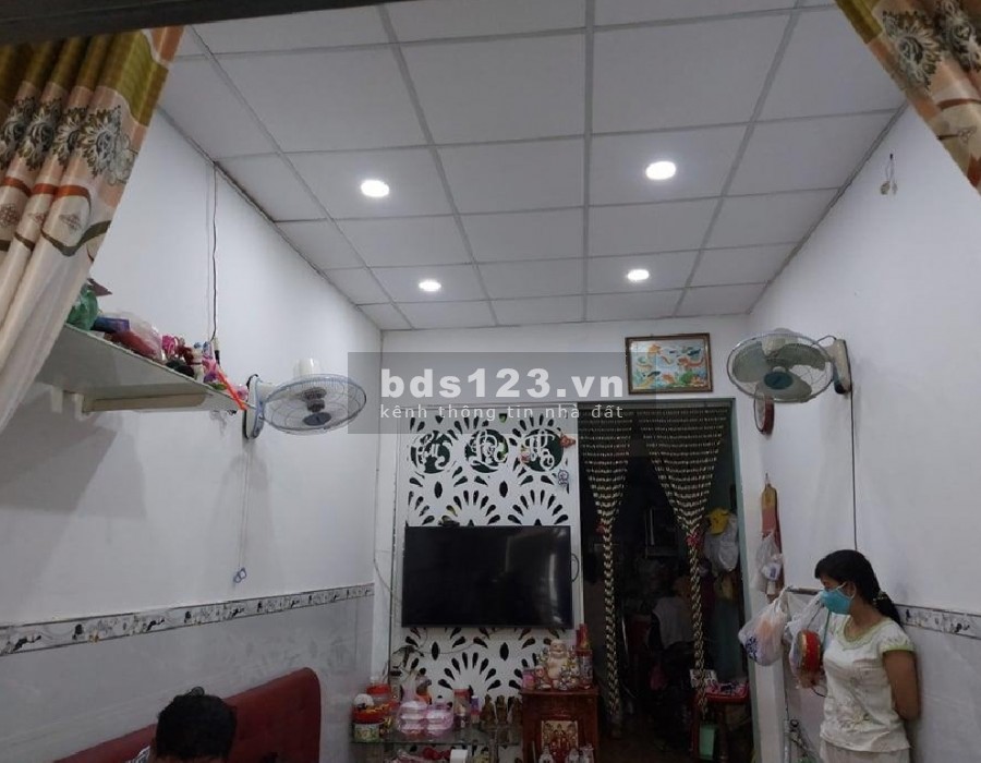 Kẹt Ngân hàng bán gấp nhà trệt 2 lầu 4pn Lê đình Thám Tân Quý 3ty200