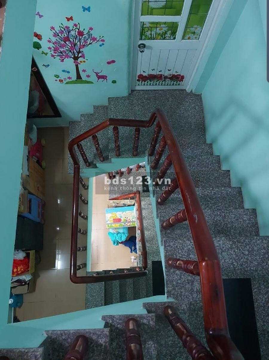 Kẹt Ngân hàng bán gấp nhà trệt 2 lầu 4pn Lê đình Thám Tân Quý 3ty200