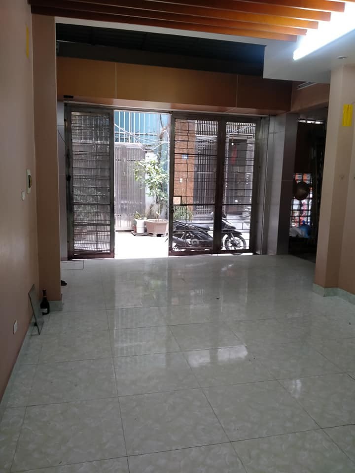 Bán nhà Hà Đông 2 mặt thoáng dt 100m2 mặt tiền to kinh khủng chỉ 6.8 tỷ ô tô 7 chỗ vào nhà