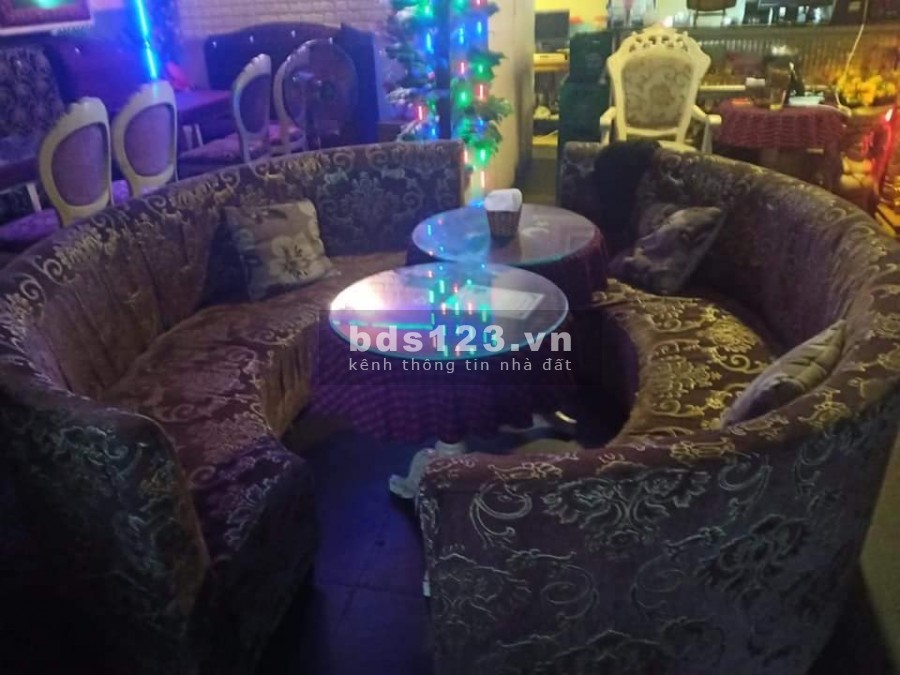 Bán nhà nguyên căn kinh doanh Nguyễn Phong Sắc, dtsd 51m2, giá 4.5 tỷ, lh 0975513371