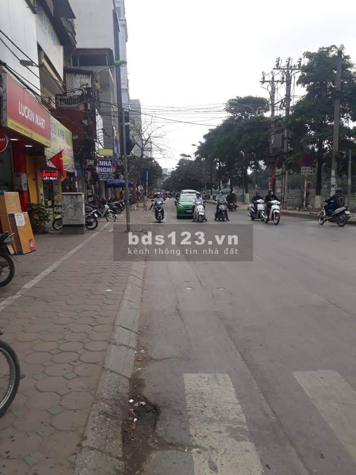 Bán Nhà, Mặt Phố Khương Đinh, quận thanh xuân, Kinh Doanh Sầm Uất 2 Vỉa Hè Thông Thoáng
