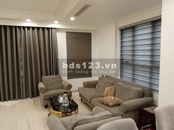 Nhà bán Nguyễn Văn Huyên dt 70m2 5 tầng mt 5m giá bán chỉ 13.8 tỷ Quận Cầu Giấy