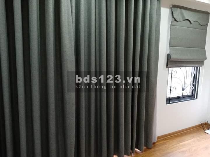 Nhà bán Nguyễn Văn Huyên dt 70m2 5 tầng mt 5m giá bán chỉ 13.8 tỷ Quận Cầu Giấy