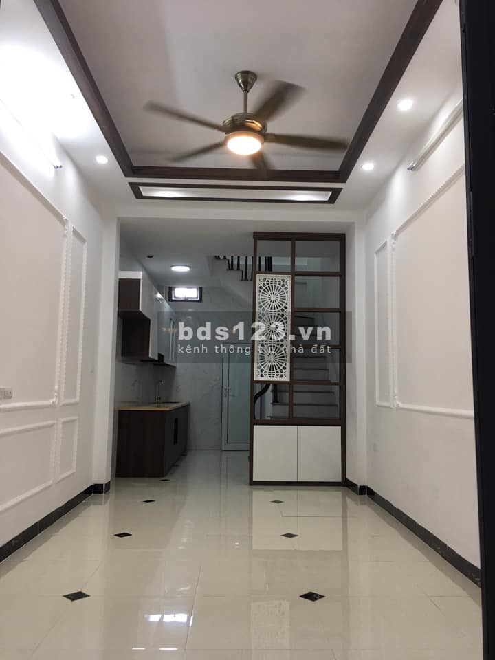 Bán gấp nhà 5 tầng gía 2 Tỷ, ô tô đỗ cửa cực đẹp vị trí đắc địa Vân Canh Hoài Đức, LH: 0866657649