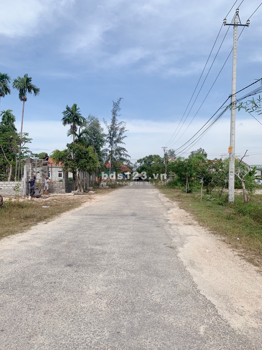 Bán đất phân lô Hương Thuỷ giá đầu tư chỉ 7xx triệu, thổ cư 100%, đường bê tông 5m