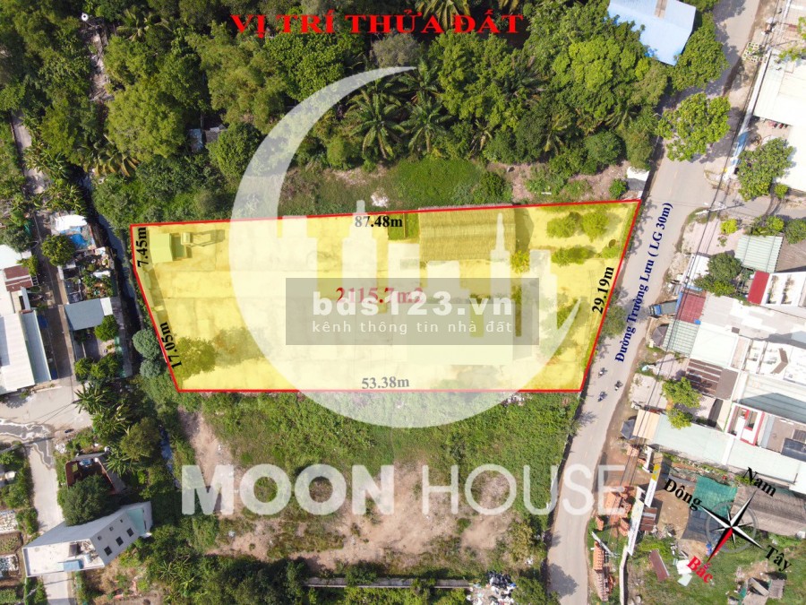 Diện tích 2115m2 đất xây dựng mới phường Long trường mặt tiền đường Trường Lưu