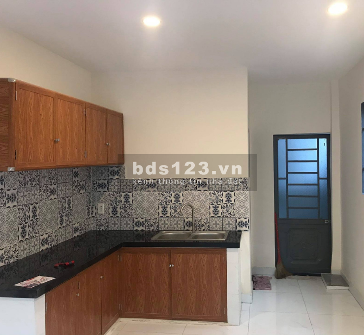 Bán nhà mới 2 tầng Căn Góc HXH Nguyễn Du, phường 7, Quận Gò Vấp dt 26m2 giá 2.7 tỷ