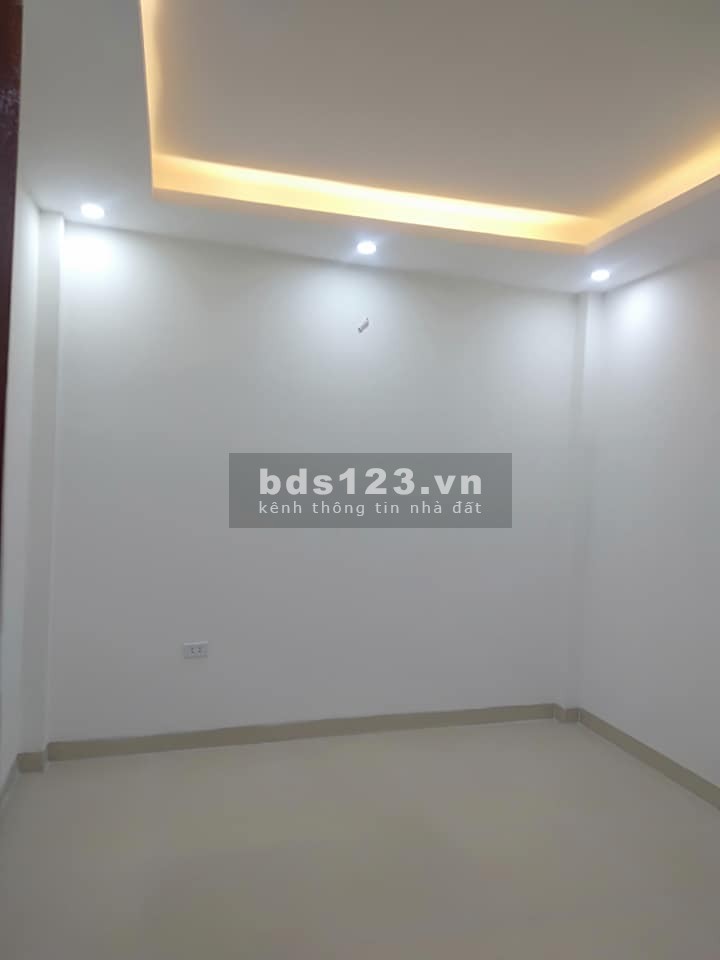 Bán nhà Ngô Quyền Hà Đông diện tích 32m2 4 tầng, ô tô tránh 20m giá bán chỉ hơn 2 tỷ