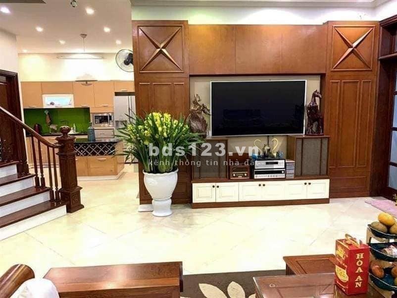 Siêu phẩm có 1 không 2 phố Dương Văn Bé, cách phố 30m diện tích 46m giá bán 3 tỷ