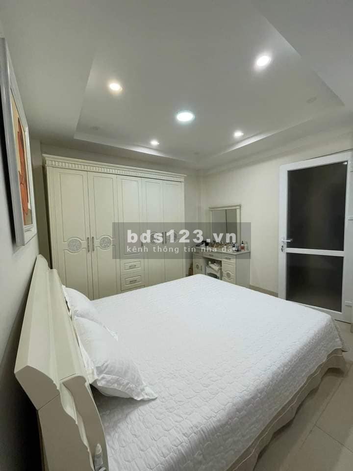 Siêu phẩm có 1 không 2 phố Dương Văn Bé, cách phố 30m diện tích 46m giá bán 3 tỷ