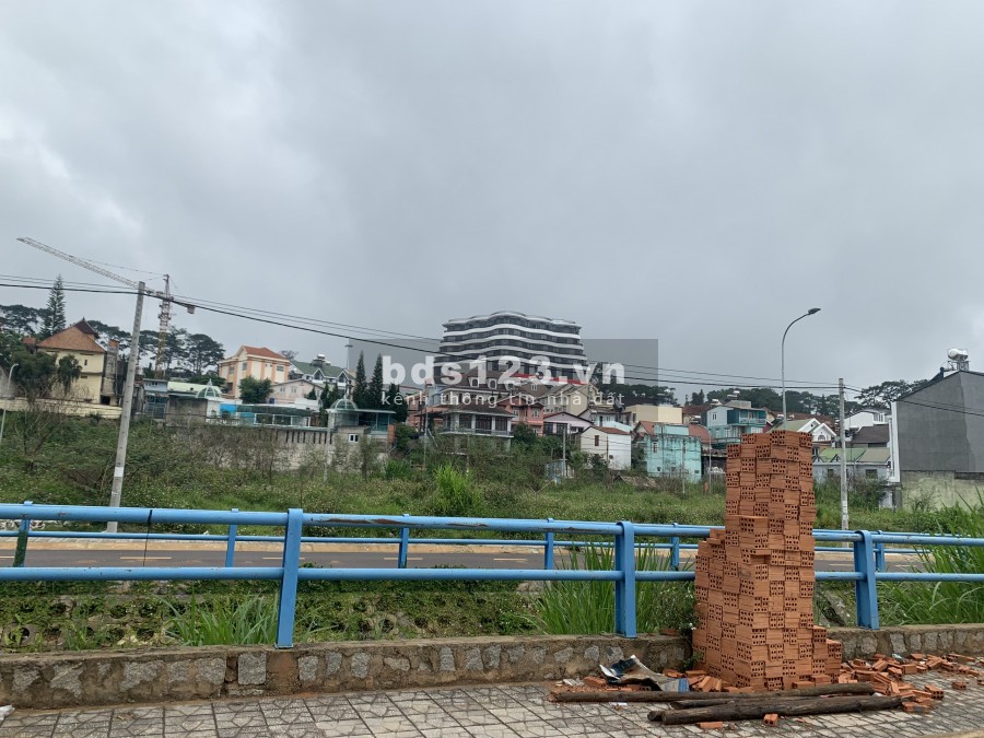 Cần bán lô đất liên kế KQH đường Phạm Hồng Thái Khu E TP-Đà Lạt giá chỉ.