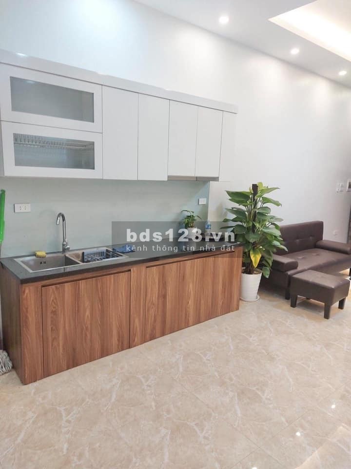 Bán nhà siêu phẩm 5 tầng đúc Giải Phóng, hạ chào 100 triệu dtsd 50m2, giá nhỉnh 4 tỷ