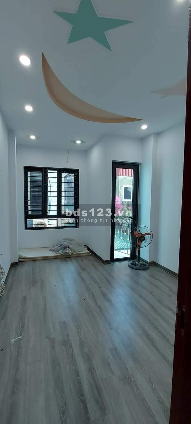Chủ nhà đang rất cần bán nhà nguyên căn Vạn Phúc Hà Đông, 4 tầng mt 5m chỉ 4,1 tỷ