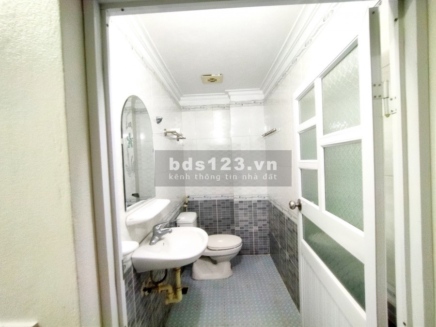 Cần bán Lô góc tiên kinh doanh ô tô tránh khu vực Hà Trì giá bán 3.4 tỷ, lh 0877092437