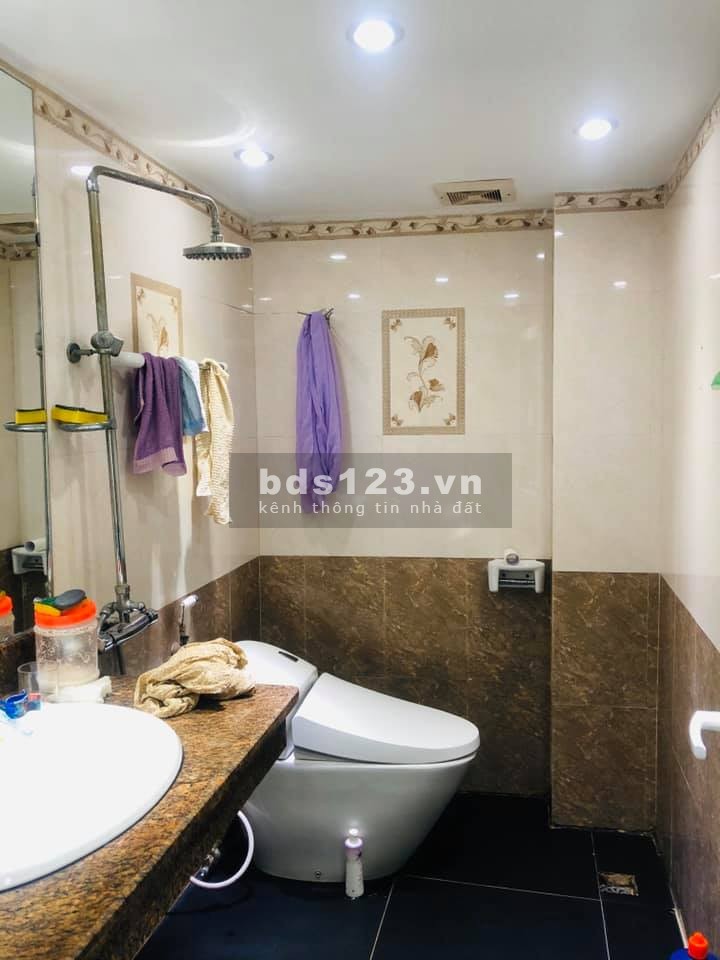 Bán nhà đẹp nét cực hiếm phố Phan Văn Trường Quận Cầu Giấy, 4 tầng, giá nhỉnh 7 tỷ