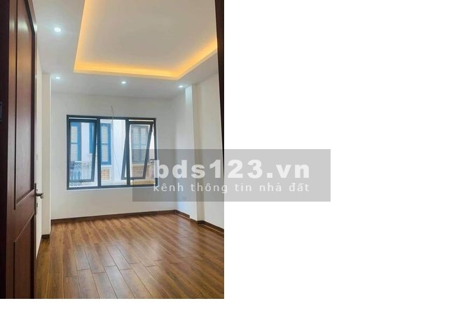 Bán nhà Bùi Ngọc Dương, nhà mới, ô tô đỗ cổng diện tích sử dụng 37m2 giá bán 5.5 tỷ