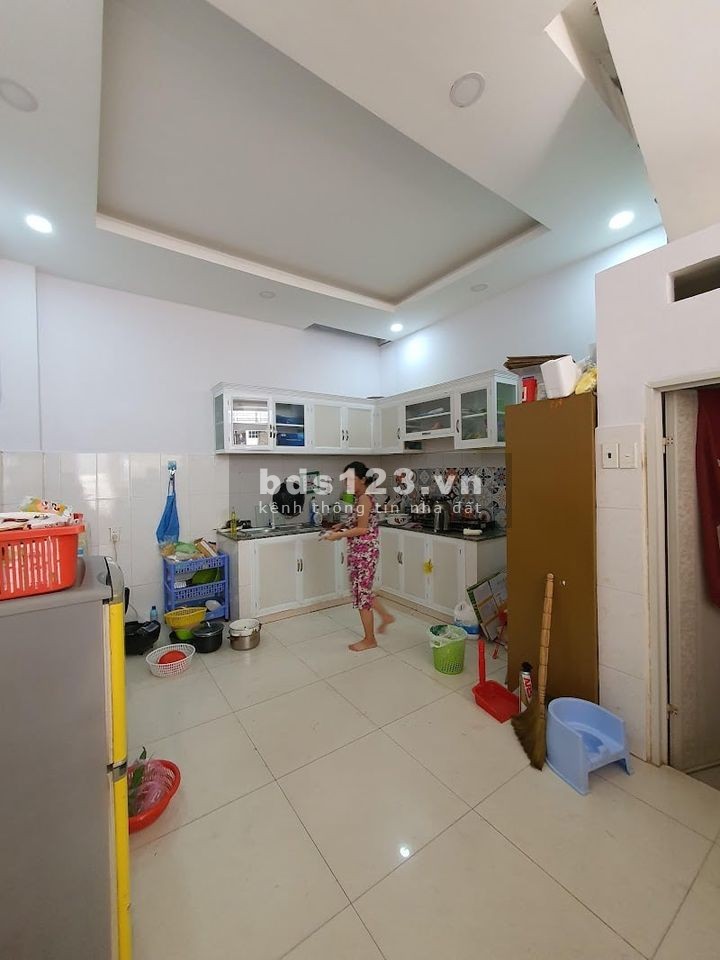Bán nhà Âu Cơ, Tân Thành, Quận Tân Phú diện tích 38m2 giá chỉ 3.1 tỷ, lh 0909640567