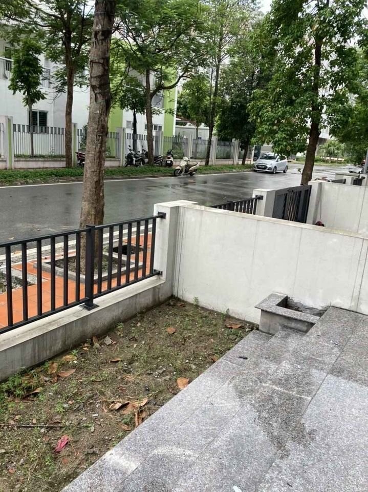 Bán biệt thự liền kề 4 tầng đúc, diện tích 132m, sổ đỏ lâu dài, phương thức thanh toán linh hoạt