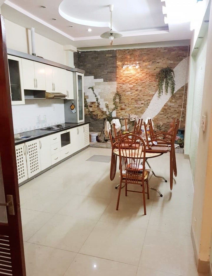 Bán nhà phố Đại Từ, Hoàng Mai, DT 40m2, nhà đẹp, gần phố, giá chỉ 3.5 tỷ. LH 0966456918.