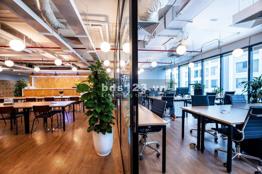 Cho thuê văn phòng Coworking Spaca tại Vincom số 54 Nguyễn Chí Thanh, Đống Đa, HN. LH 0968530776