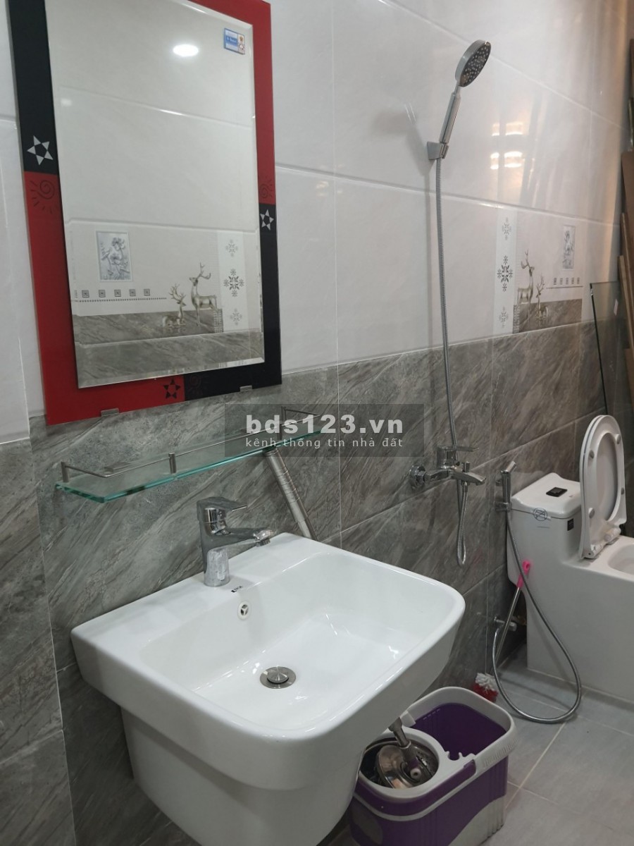 Bán Nhà Gò Vấp, hẻm 5, đúc kiên cố 4 tầng, diện tích 65m2, giá chỉ hơn 6 tỷ sổ sẵn