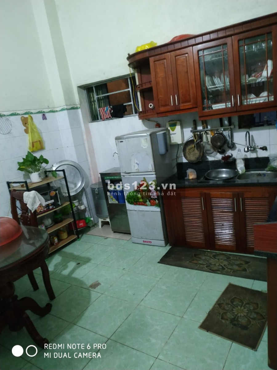 Bán nhà nguyên căn 3 tầng đúc Phúc Xuân Nam Bình mua về ở luôn, đúc kiên cố kiến trúc đẹp