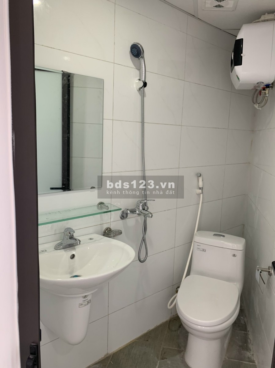 Bán nhà riêng ngõ Thịnh Quang, Đống Đa dt 92m2, 7 tầng, thang máy, ô tô cách 10m,22 phòng khép kín