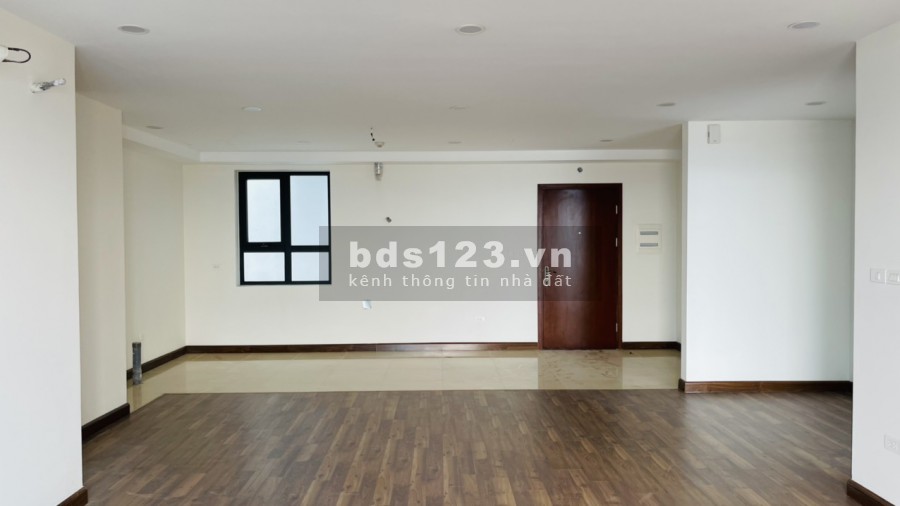 Suất ngoại giao cuối cùng cho căn góc 3 PN dtsd 135m2 tòa Diamond cc Goldmark City