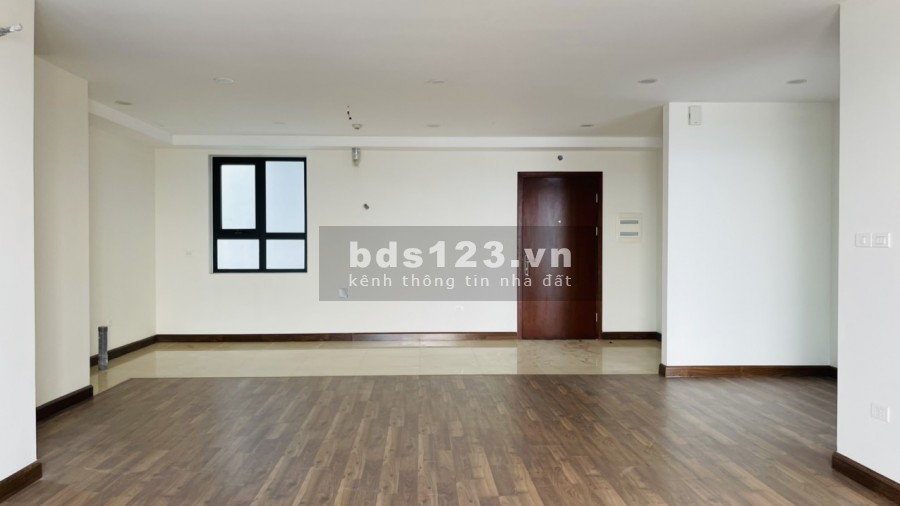 Suất ngoại giao cuối cùng cho căn góc 3 PN dtsd 135m2 tòa Diamond cc Goldmark City