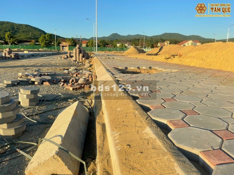Đất nền đầu tư giá F0 trung tâm thị xã Hồng Lĩnh, tiện ích xung quanh đầy đủ, giá tốt