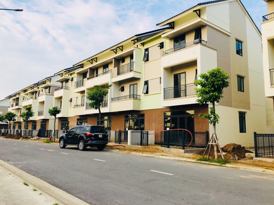 Bán nhà 3 tầng ven sông Tào Khê - nơi tận hưởng cuộc sống, liên hệ xem nhà 0386643383