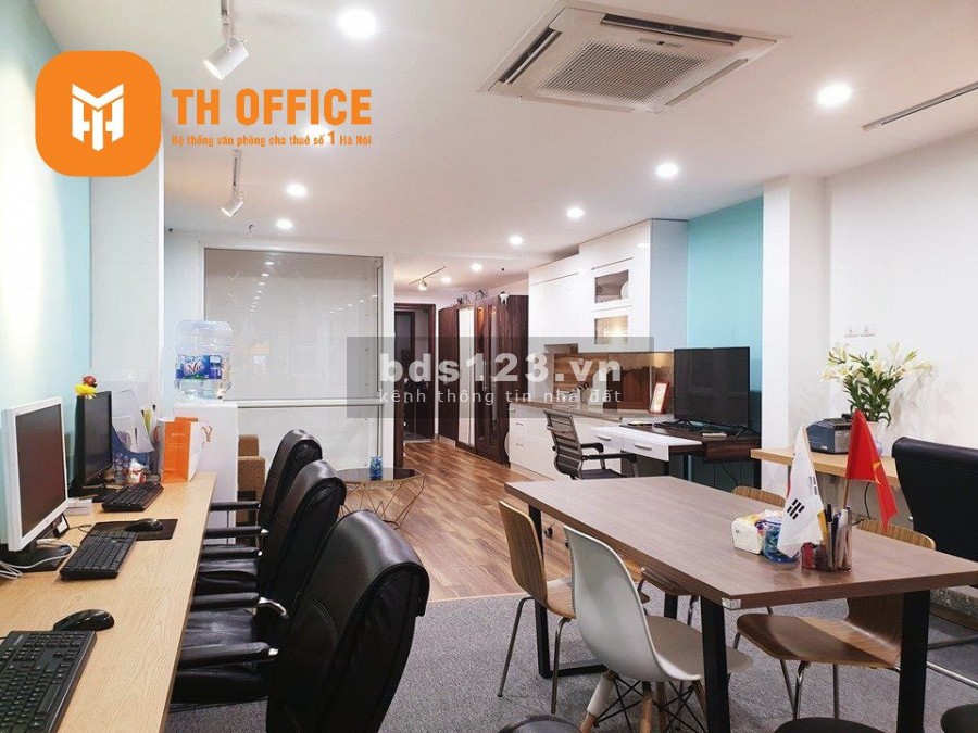 Văn phòng tại 201 Bà Triệu 100m2 giá cực ưu đãi mùa dịch