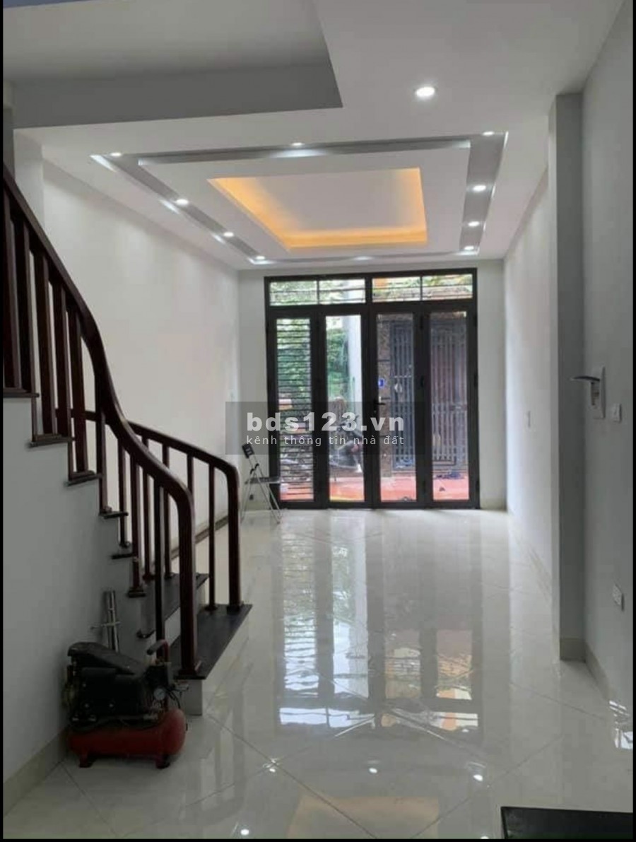 Bán gấp nhà Xuân Phương đường 70 nhà đẹp ở sướng tiện ích giá sốc đầu 2 tỷ, lhcc