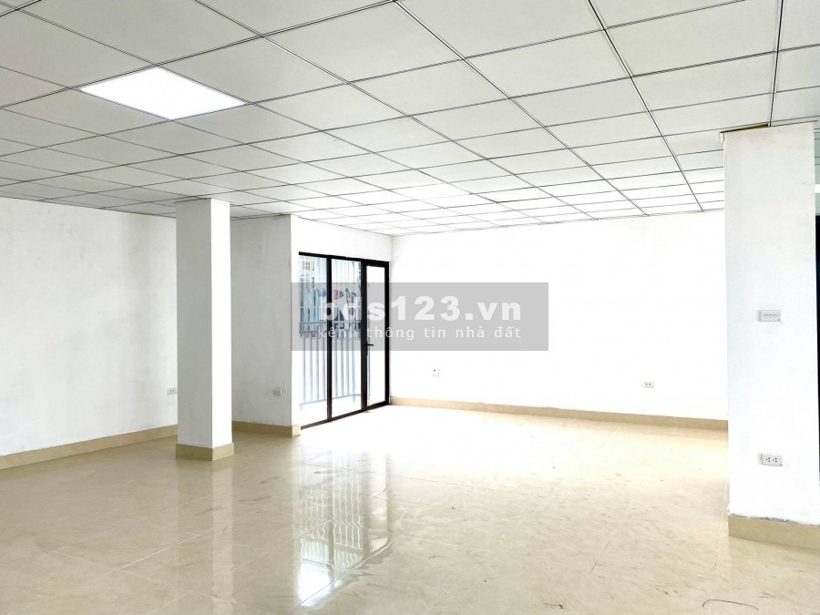 Tòa Nhà VP Mặt Phố Hoàng Sâm Quận Cầu Giấy 7 tầng thông sàn dt 101m2 mặt tiền 6.6M giá 25 tỷ