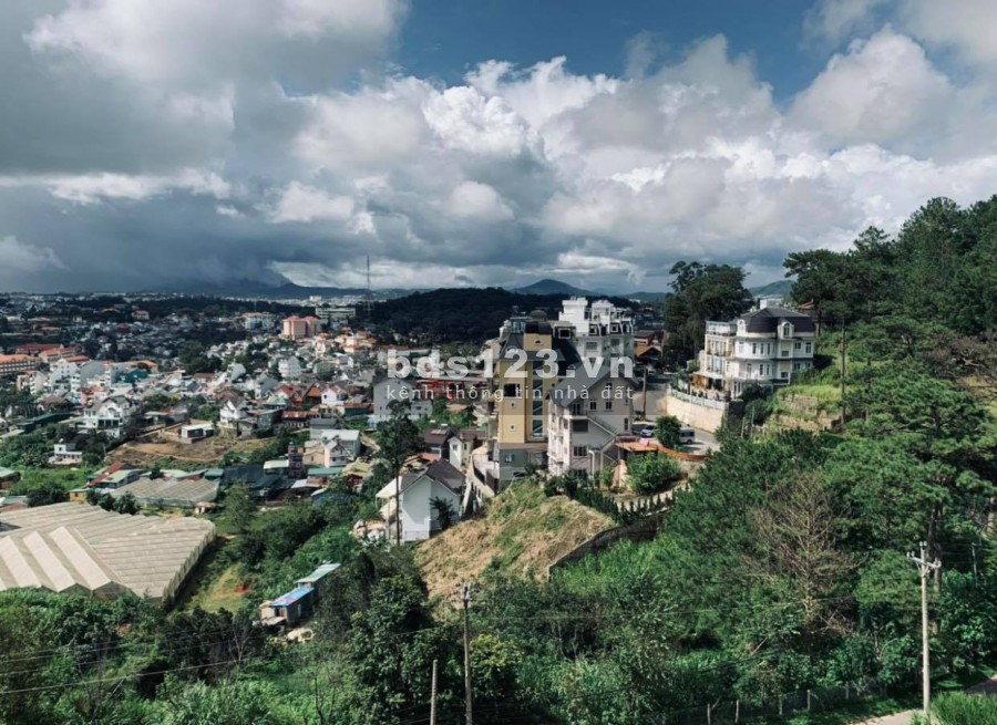 Cần bán lô đất Đống Đa View Đẹp Nhất thành phố Đà Lạt giá chỉ 65 tỷ, thương lượng