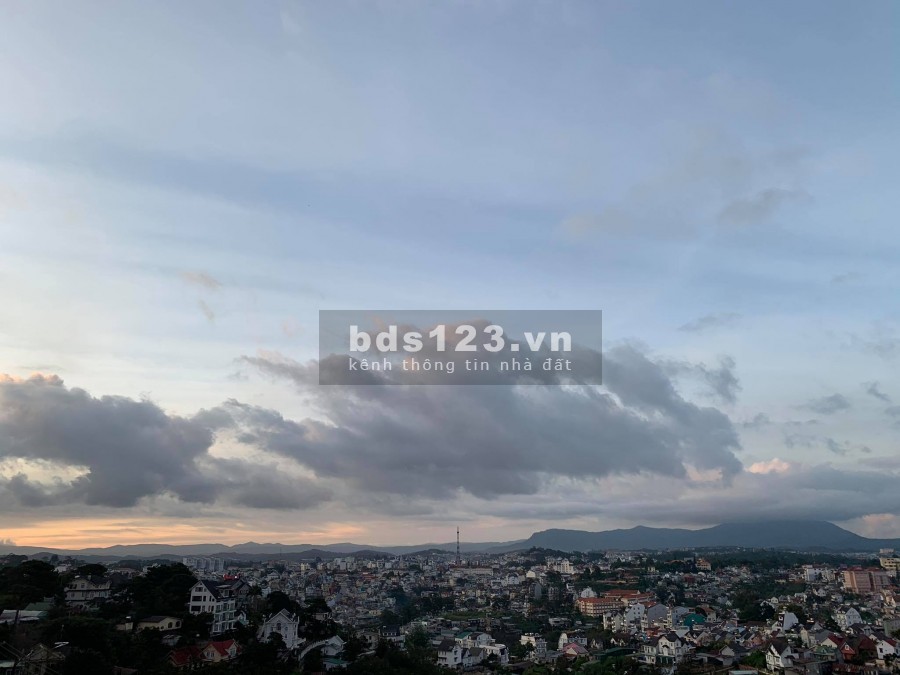 Cần bán lô đất Đống Đa View Đẹp Nhất thành phố Đà Lạt giá chỉ 65 tỷ, thương lượng